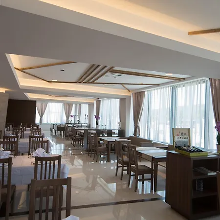Hotel Novitas